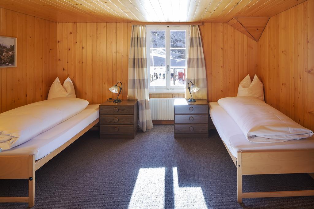 Hotel Berghaus Maennlichen à Grindelwald Extérieur photo